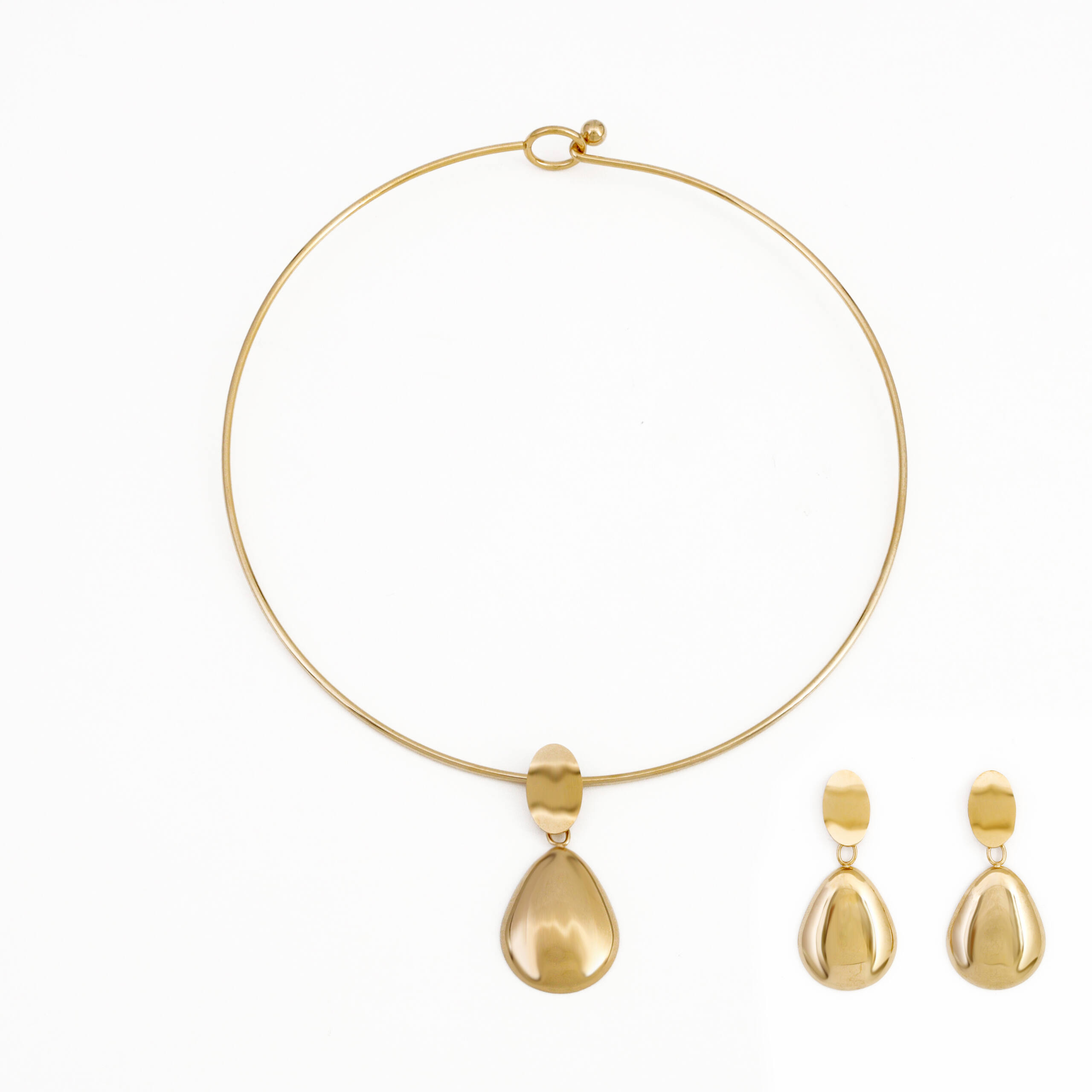 Aurelia Teardrop Pearl Set