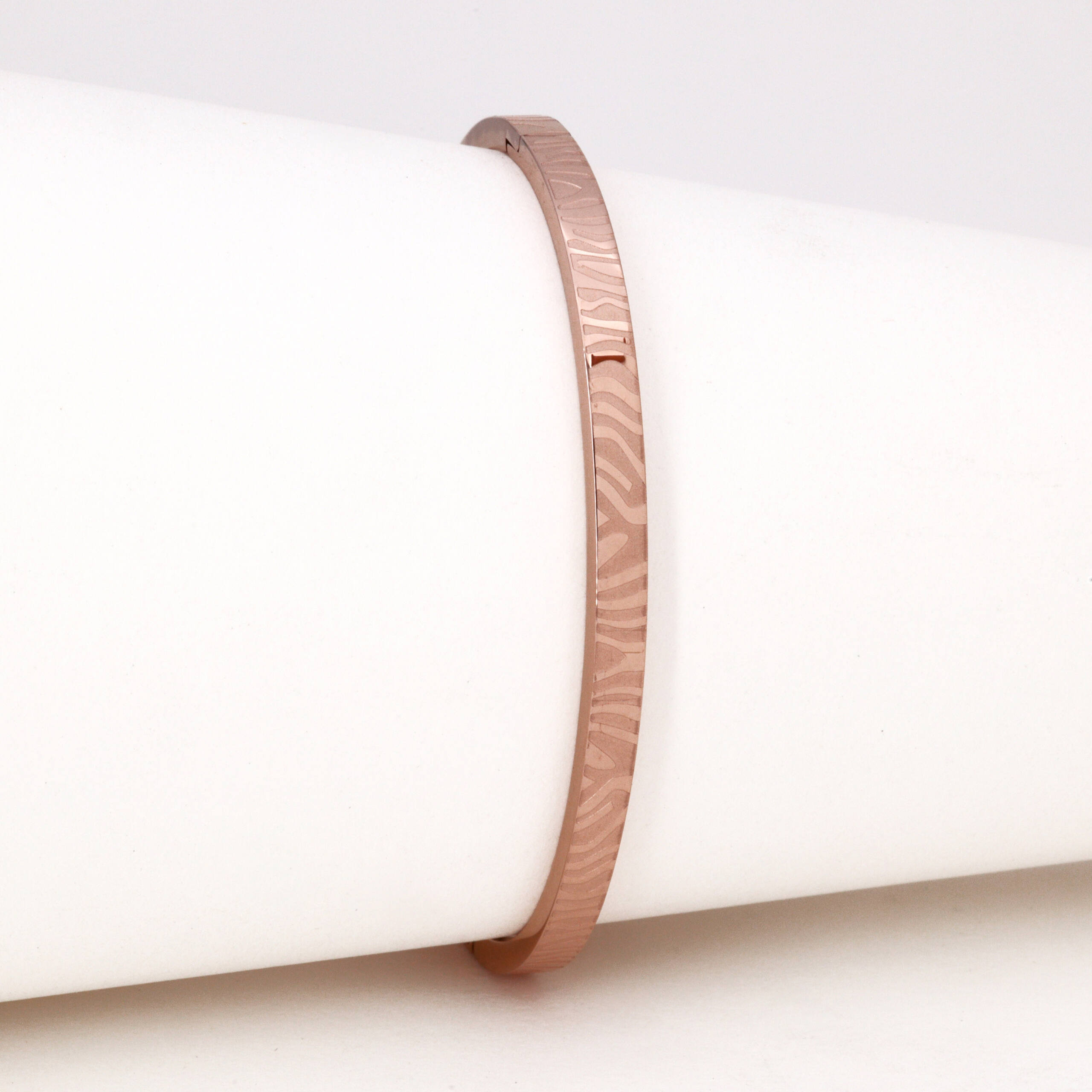 The Heirloom Milgrain Diamond Band Bangle