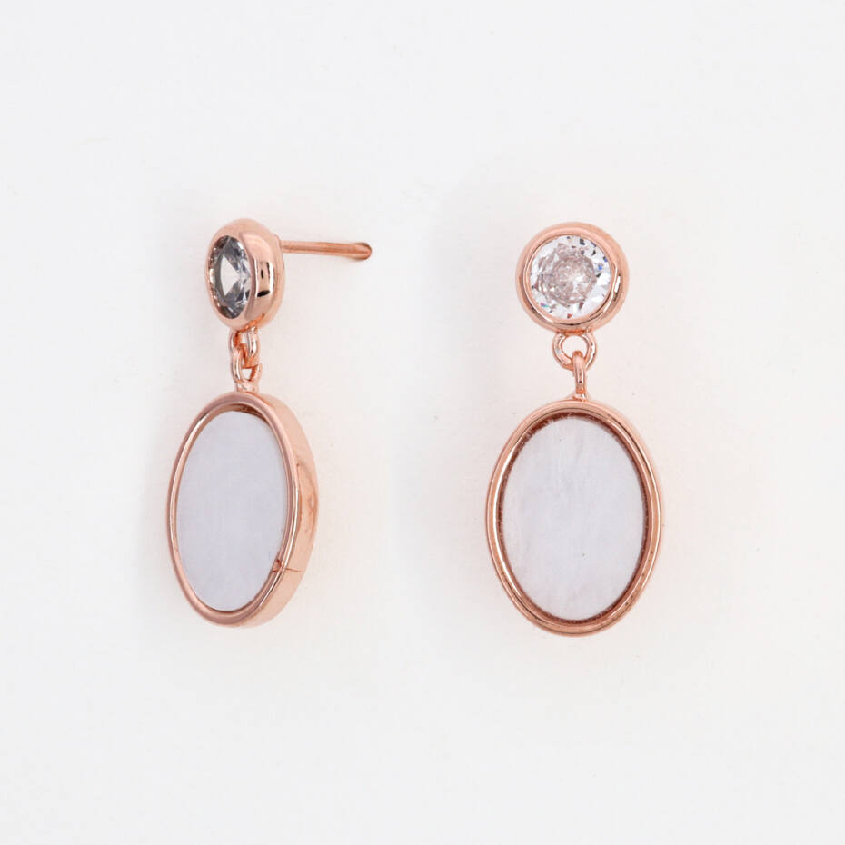 The Lumi?re Oval Halo Drops