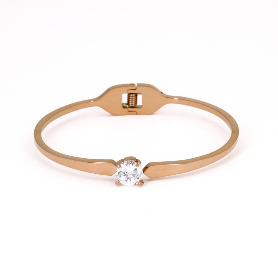 The Monarch Solitaire Ridge Cuff