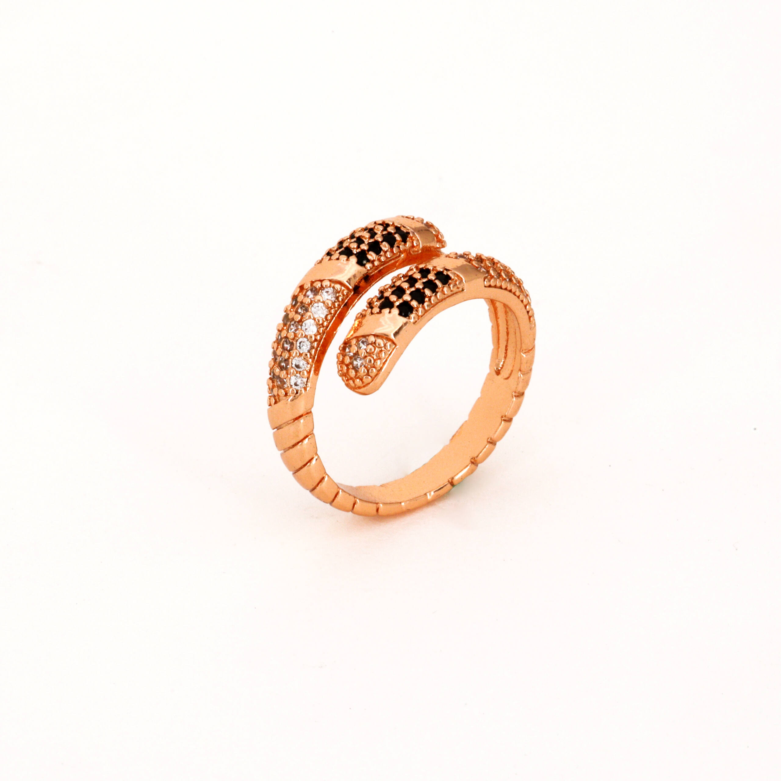 The Onyx Lattice Chevron Coil Ring