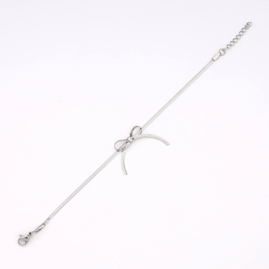 The Sweetheart Pav? Bow Bracelet