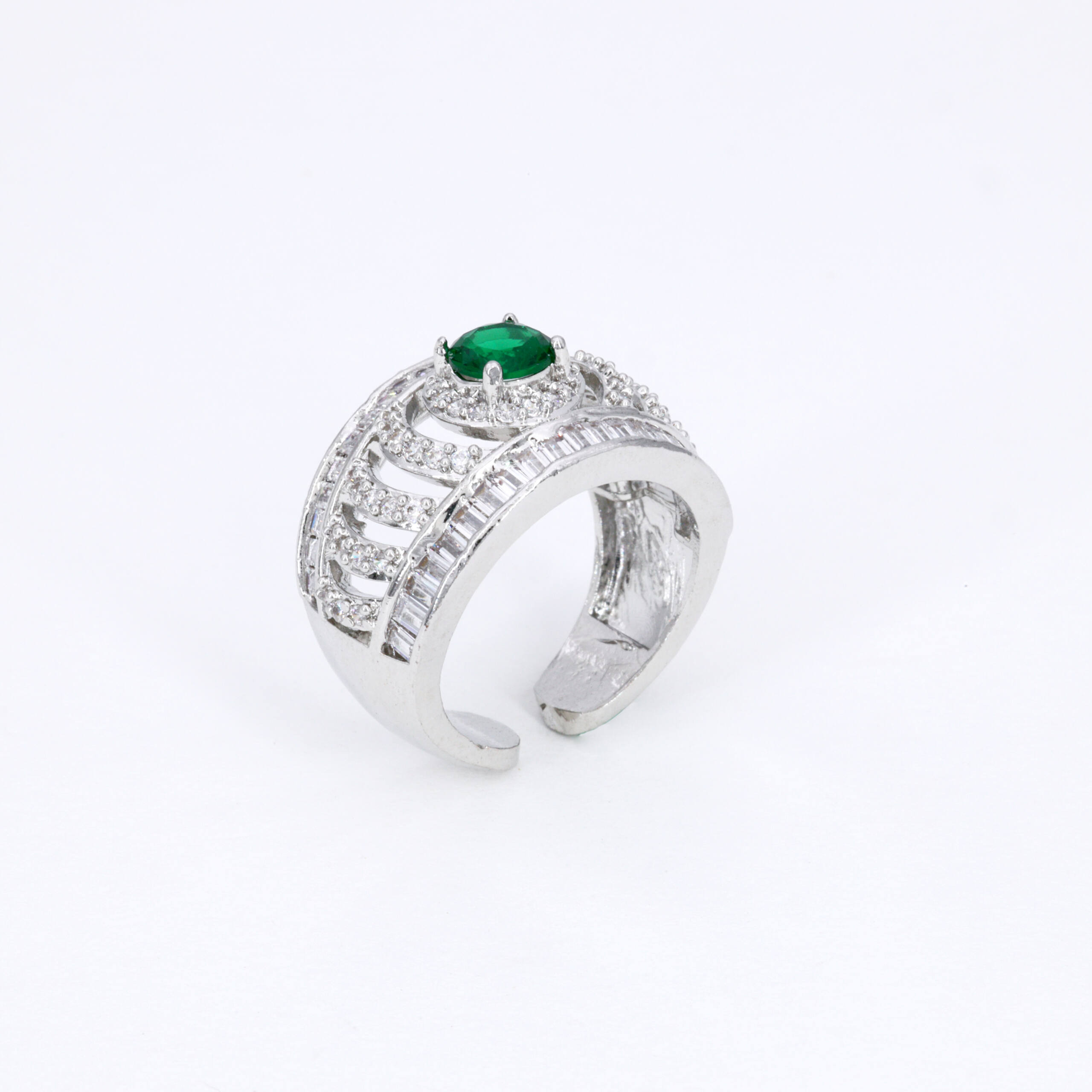 Emerald Green Lattice Ring