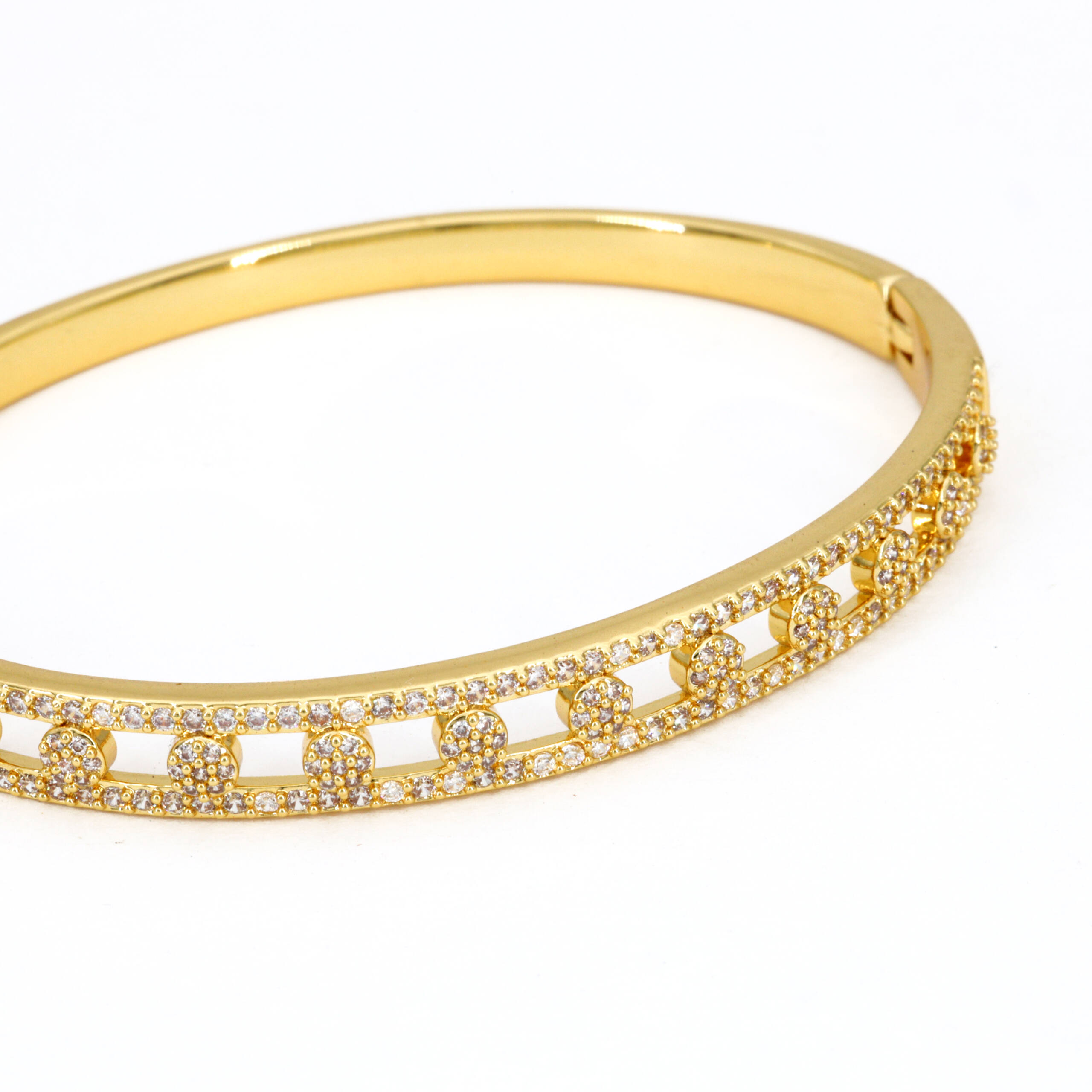 Golden Filigree Everyday Bangle