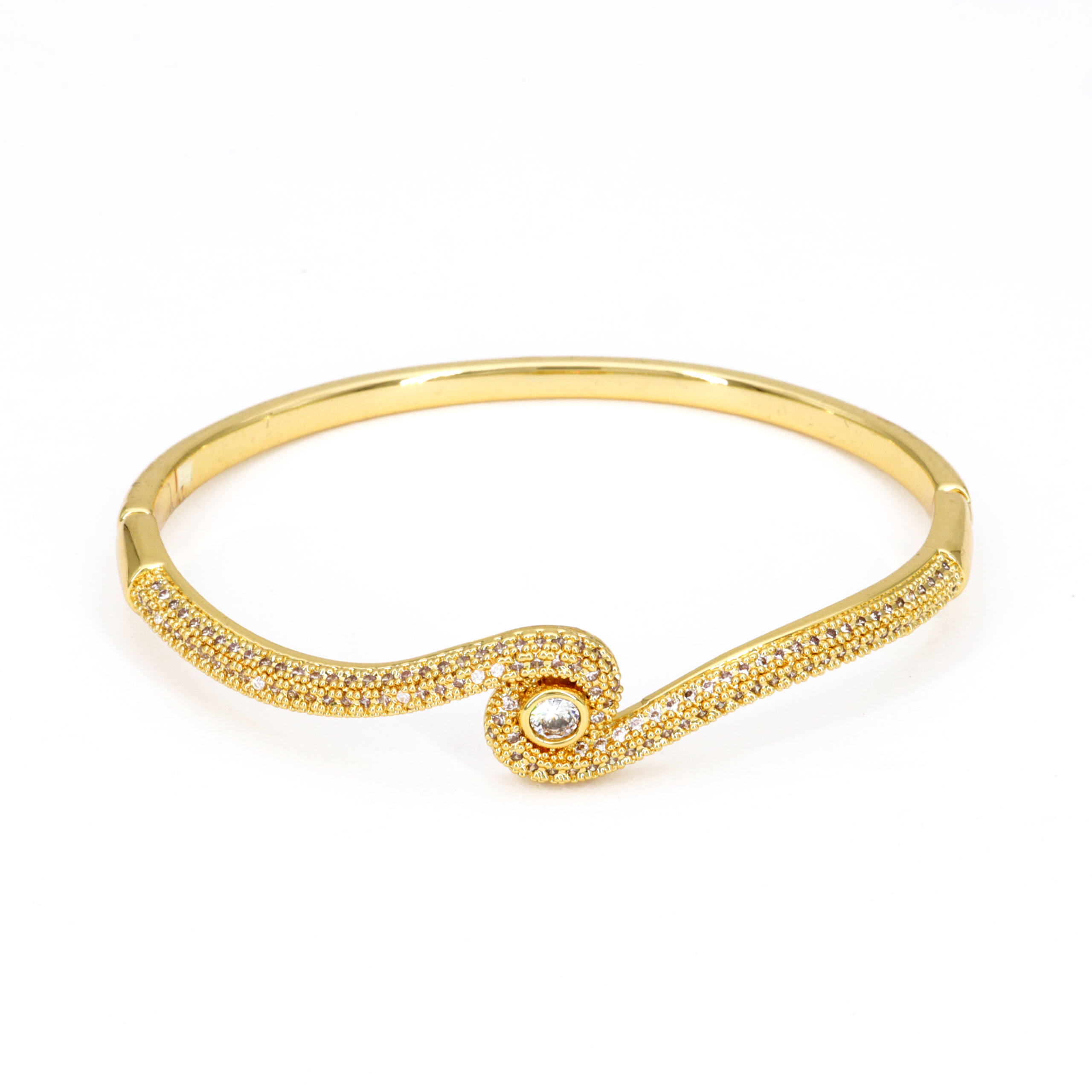 Golden Lace Pattern Slim Bangle
