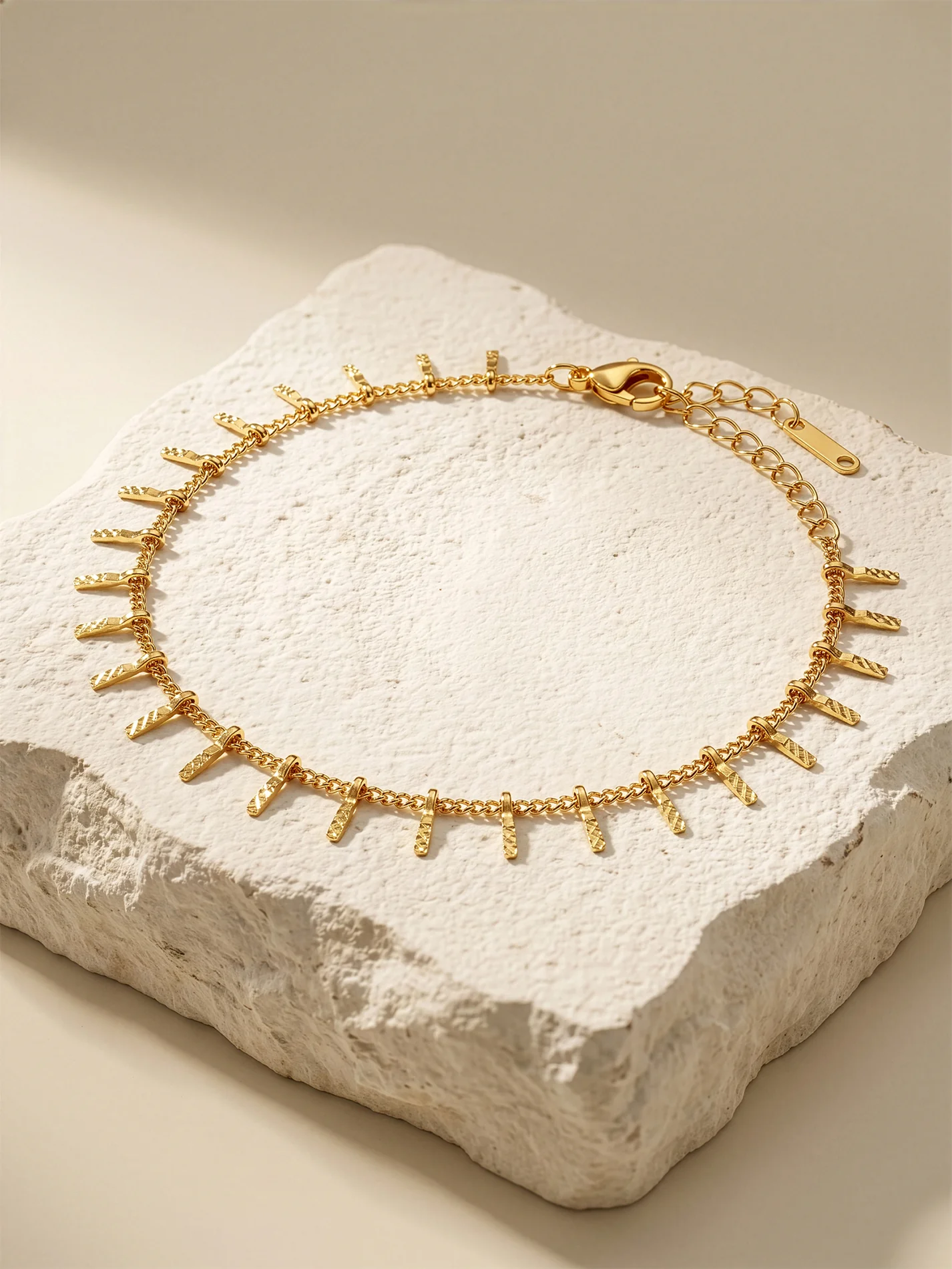 Noir Spark Textured Anklet