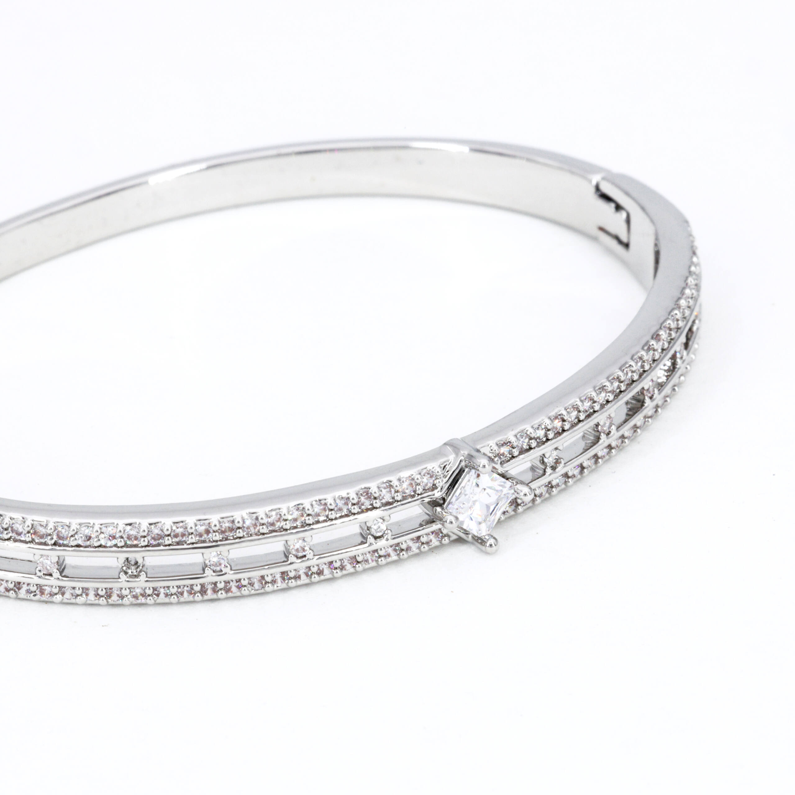 Silver Lace Pattern Bangle