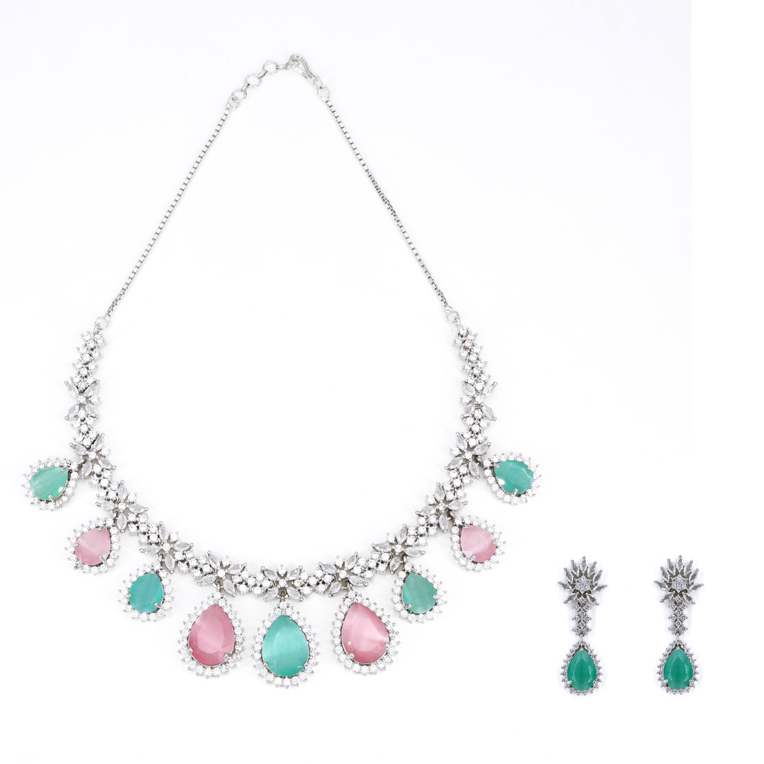 Turquoise Bloom Necklace Set